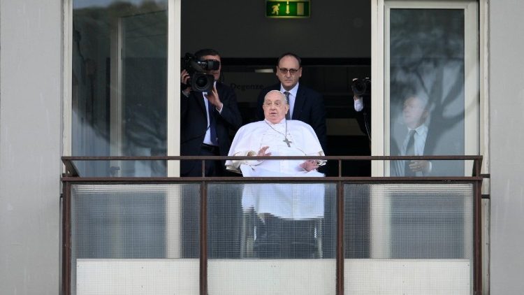 Papa à comunidade do Gemelli no Vaticano: “Obrigado pelo bom atendimento!”