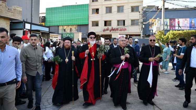 Iraque: cristãos do Curdistão em procissão ecumênica para o Domingo de Ramos