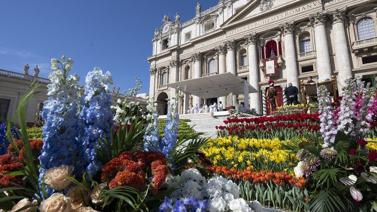 Vaticano: flores e plantas da Itália e da Holanda para a Semana Santa
