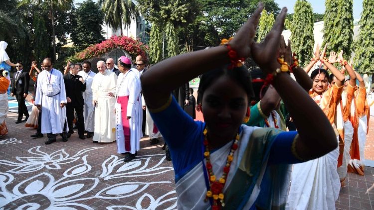 O que levou o Papa Francisco a olhar para a Ásia