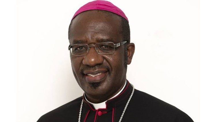 A Igreja angolana chora com fé e esperança a morte do Papa Francisco