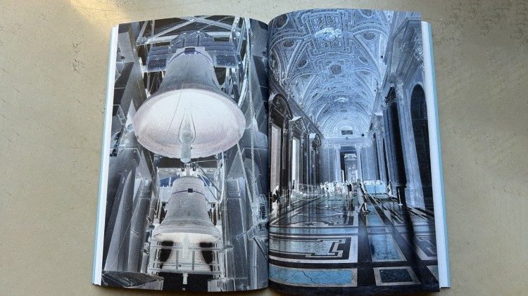 Na Basílica de São Pedro, os sons do “grande sino” que vibra de silêncio