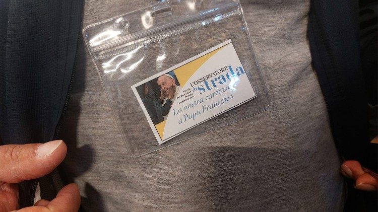 “Nossa carícia ao Papa”, a homenagem dos amigos de rua a Francisco