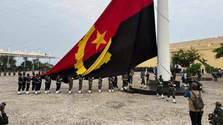 Angola celebra dia da paz e reconciliação com foco nos 50 anos de independência