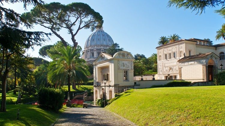 Pedalando sob o olhar de Maria e do Papa: o ‘Giro d’Italia’ passa pelo Vaticano Pedalando sob o olhar de Maria e do Papa: o ‘Giro d’Italia’ passa pelo Vaticano