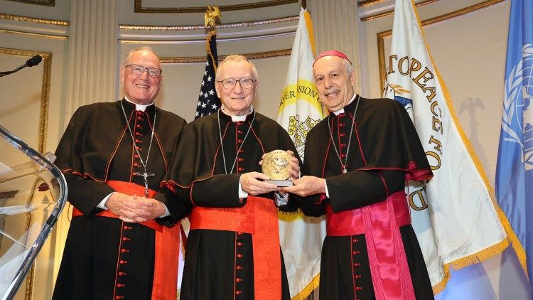 Parolin recebe Prêmio pela Paz, a serviço do Papa por um mundo mais justo Parolin recebe Prêmio pela Paz, a serviço do Papa por um mundo mais justo
