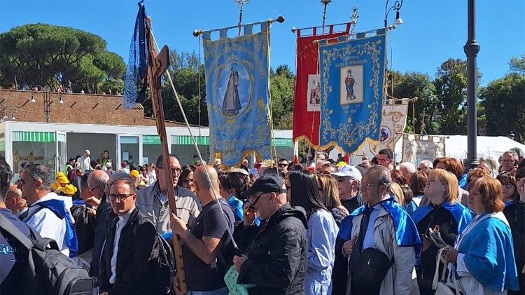 Jubileu das Irmandades, as sugestivas procissões da religiosidade popular Jubileu das Irmandades, as sugestivas procissões da religiosidade popular
