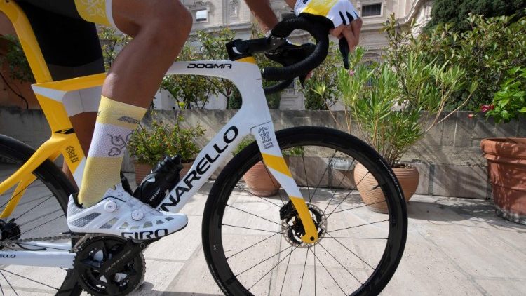 O Papa saudará os ciclistas do Giro d’Itália em sua passagem pelo Vaticano O Papa saudará os ciclistas do Giro d’Itália em sua passagem pelo Vaticano