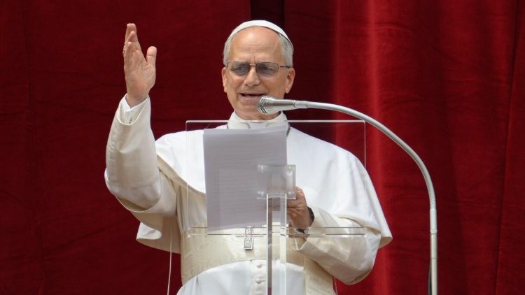 Papa Leão XIV faz apelo veemente pela paz: “Nunca mais a guerra!” Papa Leão XIV faz apelo veemente pela paz: “Nunca mais a guerra!”
