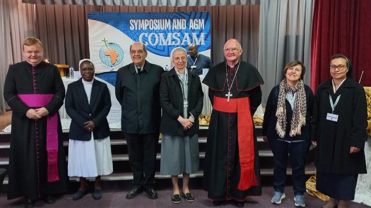 Ir. Simona Brambilla – A Vida Consagrada em África é um tesouro Ir. Simona Brambilla – A Vida Consagrada em África é um tesouro