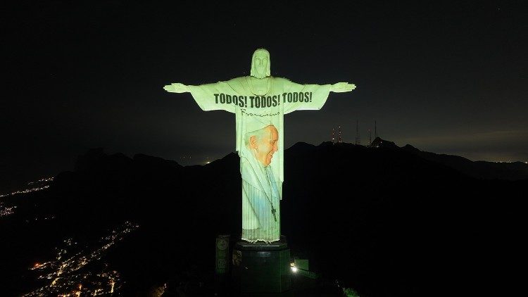 Santuário Cristo Redentor presta homenagem ao Papa Francisco