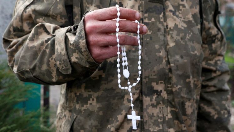 Capelão militar ucraniano: não tenham medo de falar com os soldados feridos