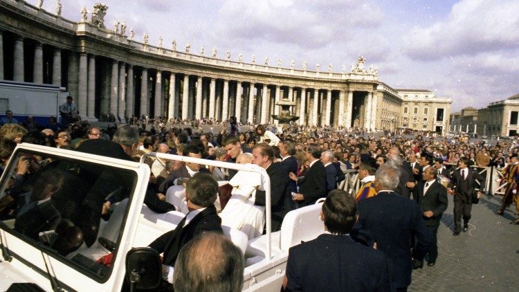 Cardeal Dziwisz: atentado contra João Paulo II ainda é um sinal para a Igreja Cardeal Dziwisz: atentado contra João Paulo II ainda é um sinal para a Igreja
