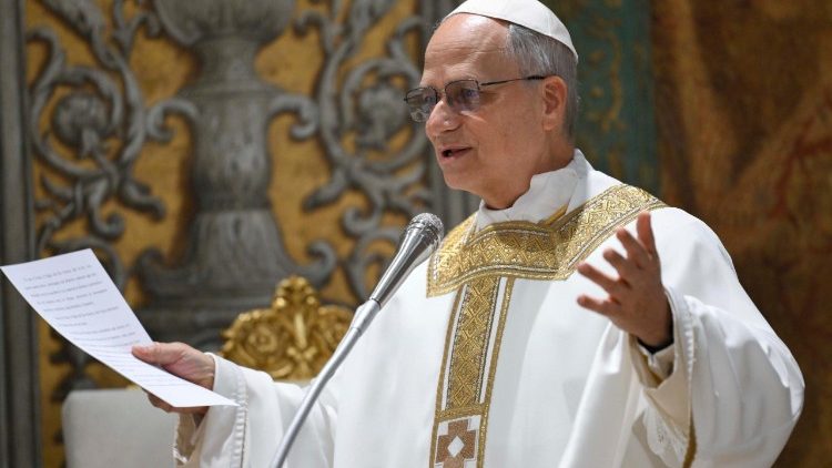 Leão XIV: “O Senhor me chamou para carregar uma cruz e realizar uma missão” Leão XIV: “O Senhor me chamou para carregar uma cruz e realizar uma missão”