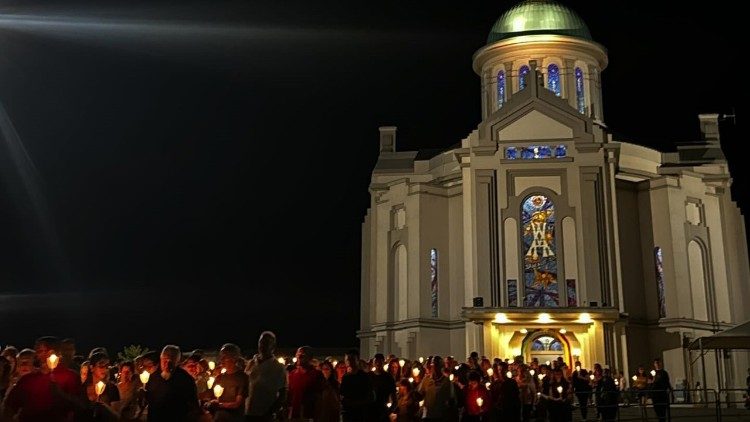 Santuário de Caravaggio viverá noite de fé com Procissão das Velas na 146ª Romaria