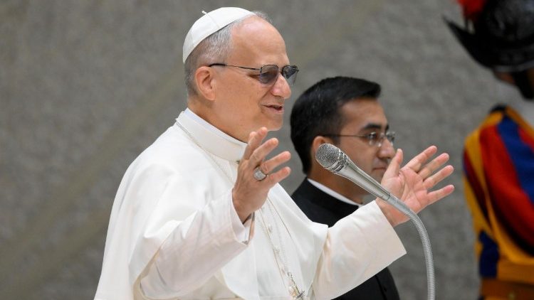 “Os Papas passam, a Cúria permanece”: Leão XIV agradece aos funcionários do Vaticano “Os Papas passam, a Cúria permanece”: Leão XIV agradece aos funcionários do Vaticano