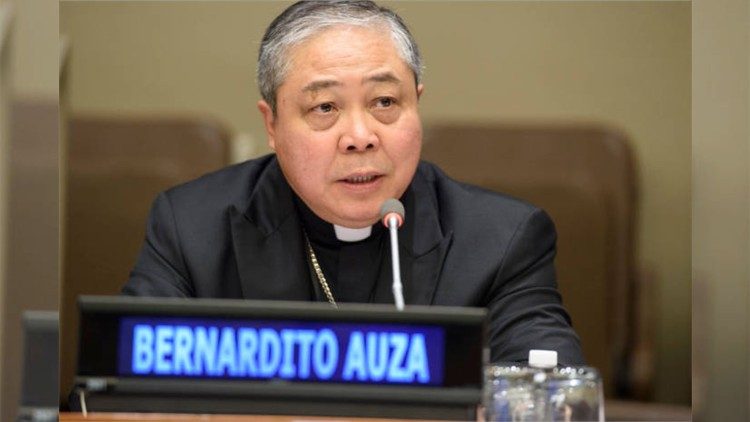 Auza: com o Papa, um diálogo intenso sobre IA, paz, família e migração