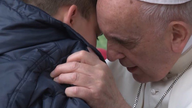 Papa Francisco: a alegria serena e a paresia profética