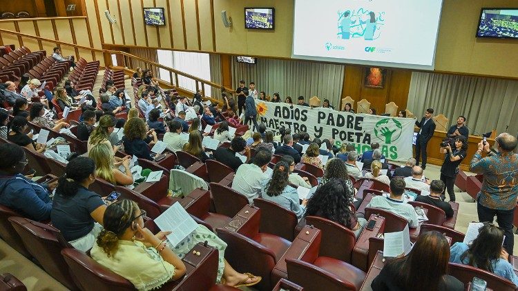 Tolentino de Mendonça: Leão XIV e o olhar da Igreja sobre coisas novas Tolentino de Mendonça: Leão XIV e o olhar da Igreja sobre coisas novas