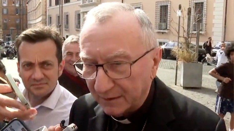 Parolin: esperamos que Istambul inicie caminhos de paz. Santa Sé oferece espaço Parolin: esperamos que Istambul inicie caminhos de paz. Santa Sé oferece espaço