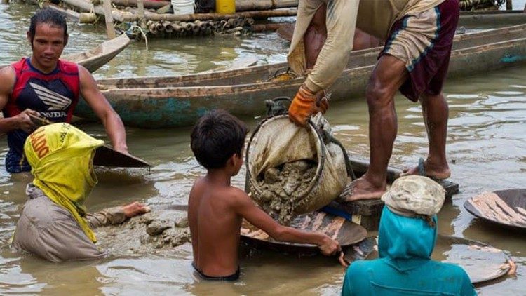 Trabalho infantil, infância negada para 138 milhões de crianças Trabalho infantil, infância negada para 138 milhões de crianças