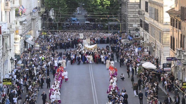 Corpus Christi, o Papa celebrará a missa em São João de Latrão Corpus Christi, o Papa celebrará a missa em São João de Latrão
