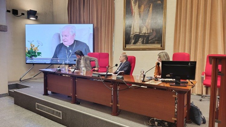 Em livro, o cardeal Scola reflete sobre a velhice
