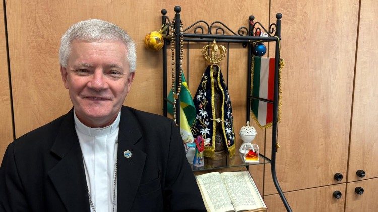 Dom Vilar recebe o Pálio das mãos do Papa neste domingo Dom Vilar recebe o Pálio das mãos do Papa neste domingo