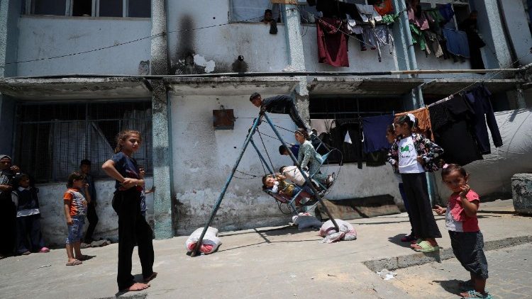 Gaza, sociedade civil se mobiliza para apoiar crianças afetadas pela guerra Gaza, sociedade civil se mobiliza para apoiar crianças afetadas pela guerra
