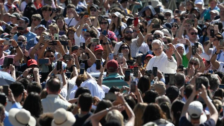 O motivo da grande esperança permanece: Jesus Cristo O motivo da grande esperança permanece: Jesus Cristo