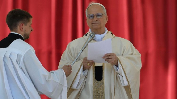 O Papa: rezo pelas famílias que sofrem por causa da guerra O Papa: rezo pelas famílias que sofrem por causa da guerra