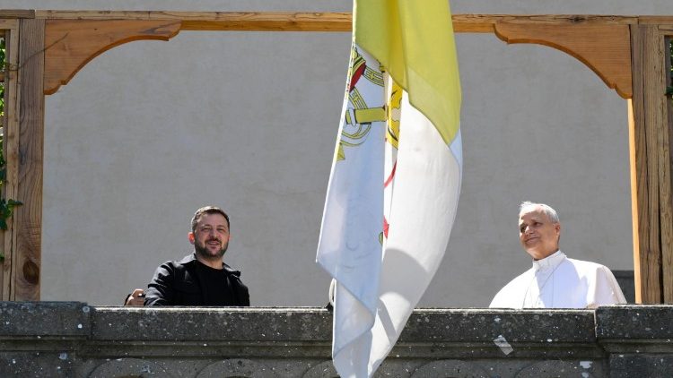 O Papa recebe o presidente ucraniano Zelensky em Castel Gandolfo O Papa recebe o presidente ucraniano Zelensky em Castel Gandolfo