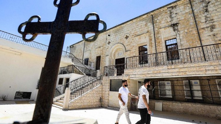Relíquias de Santa Teresa de Lisieux em missão de paz no Líbano Relíquias de Santa Teresa de Lisieux em missão de paz no Líbano