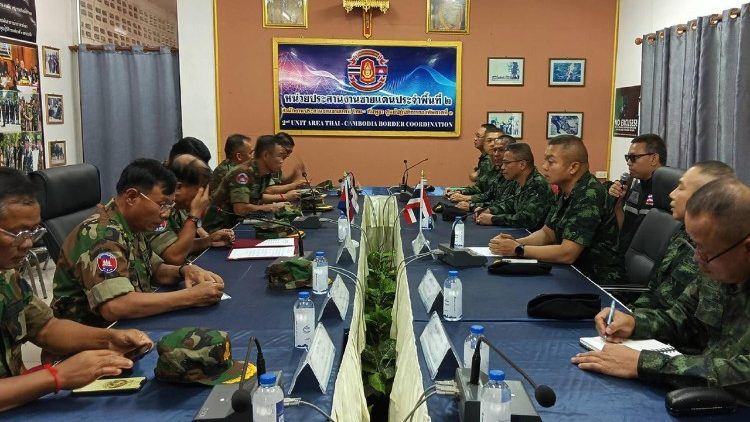 Camboja e Tailândia concordam com cessar-fogo