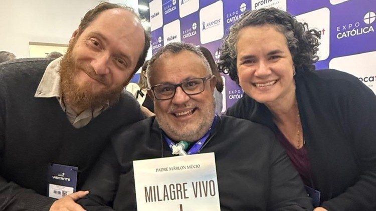 A vida do Pe. Márlon Múcio virou filme. E o filme agora vira livro