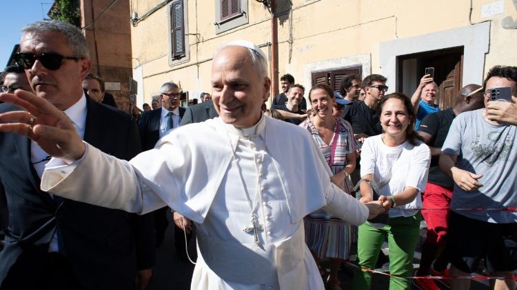 Papa Leão XIV inicia período de repouso em Castel Gandolfo Papa Leão XIV inicia período de repouso em Castel Gandolfo