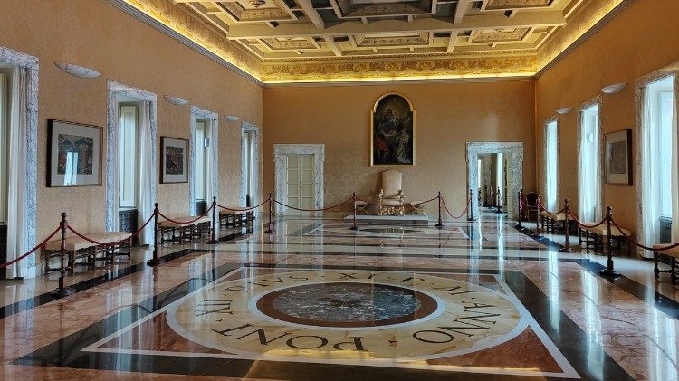 Castel Gandolfo, a residência de verão do Papa entre história, arte e curiosidades Castel Gandolfo, a residência de verão do Papa entre história, arte e curiosidades