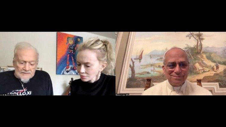 O Papa ao telefone com Buzz Aldrin pelos 56 anos da chegada à Lua O Papa ao telefone com Buzz Aldrin pelos 56 anos da chegada à Lua
