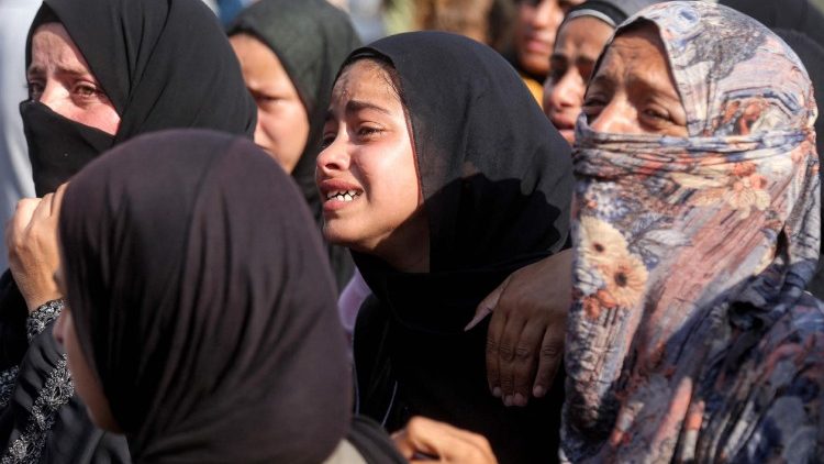 Cardeal Gugerotti: vergonha por não conseguir pôr fim à barbárie em Gaza Cardeal Gugerotti: vergonha por não conseguir pôr fim à barbárie em Gaza