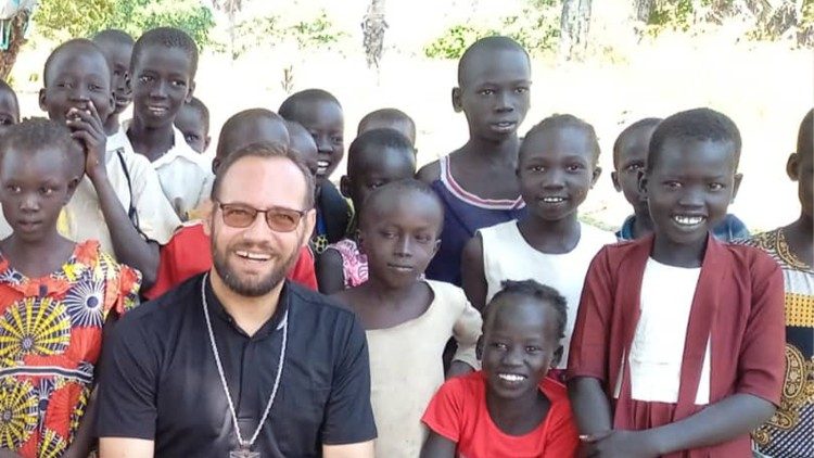 Dom Carlassare: o Sudão do Sul precisa da paz proposta pelo Evangelho Dom Carlassare: o Sudão do Sul precisa da paz proposta pelo Evangelho