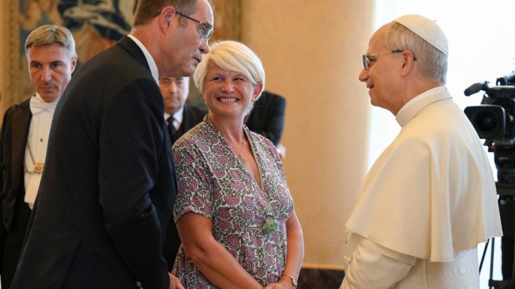 Papa a políticos da França no Vaticano: com coragem, colocar em prática a doutrina de Jesus no dia a dia