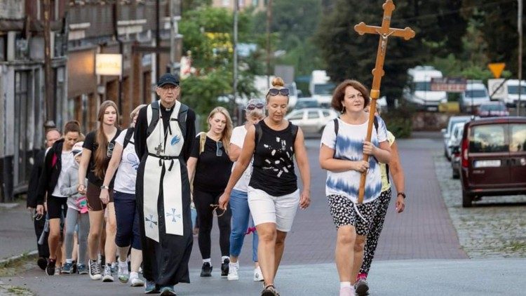 Polônia, Piekary: grande peregrinação das mulheres “missionárias e guias”