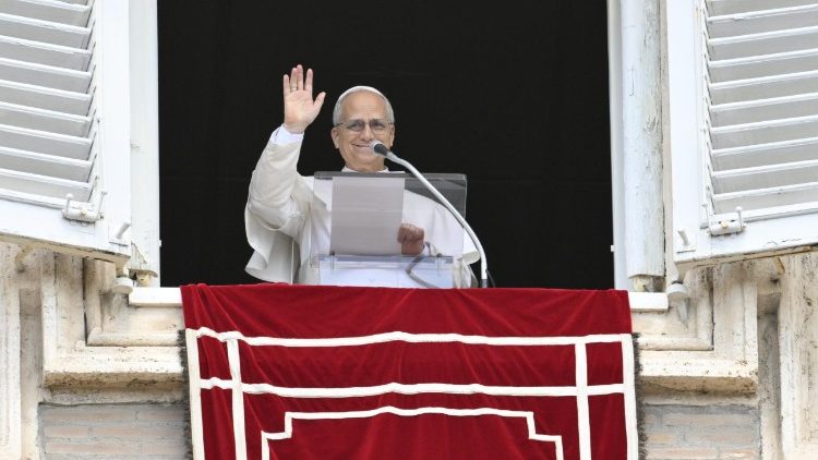 O Papa: “a porta estreita”, a salvação passa pelas escolhas difíceis e impopulares