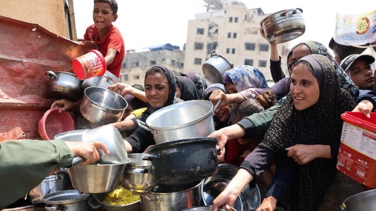 Situação em Gaza é crítica, alerta MSF. Israel aprova plano para controlar Cidade de Gaza