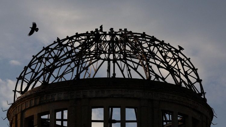 Hiroshima, Cupich: memória viva para despertar as consciências Hiroshima, Cupich: memória viva para despertar as consciências