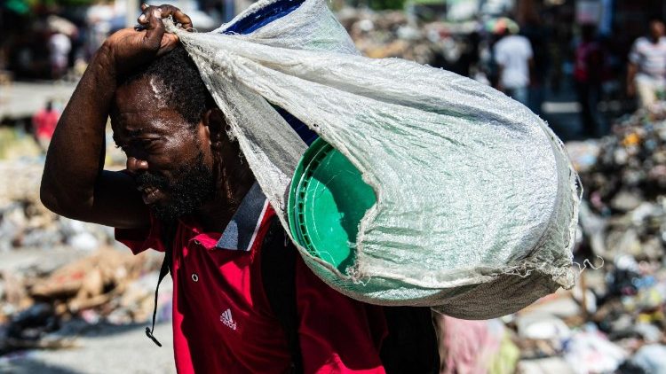 Santa Sé: comércio desleal alimenta a pobreza