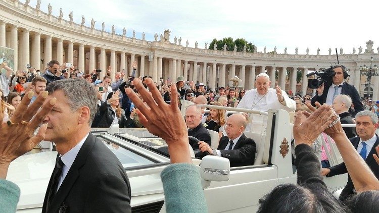 Lusofonias. Papa Francisco, quatro meses depois …