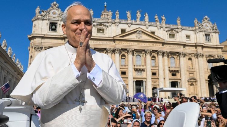Papa: “A Eucaristia celebra-se não só no altar, mas também na vida quotidiana”