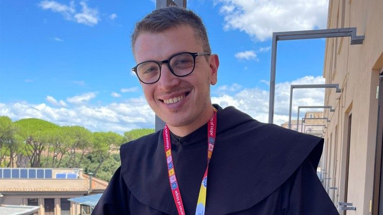 “Incendiar o mundo de amor”: a missão social de Frei Andrea