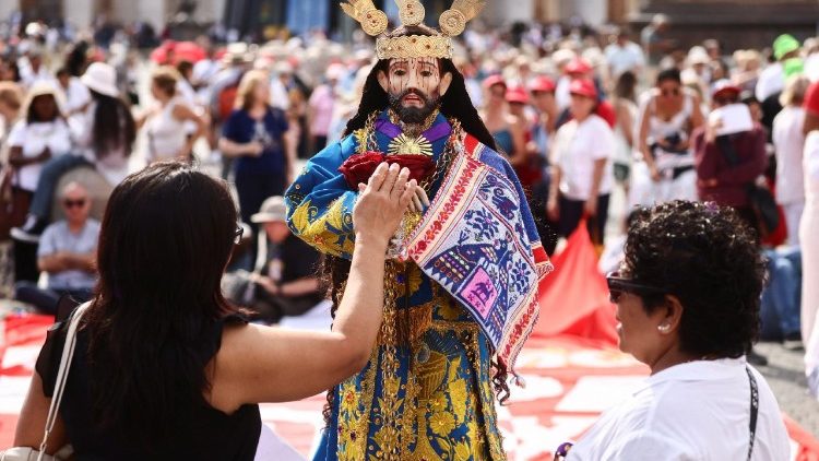 “Jesús Nazareno Cautivo”: do Peru ao Vaticano para o aniversário do Papa